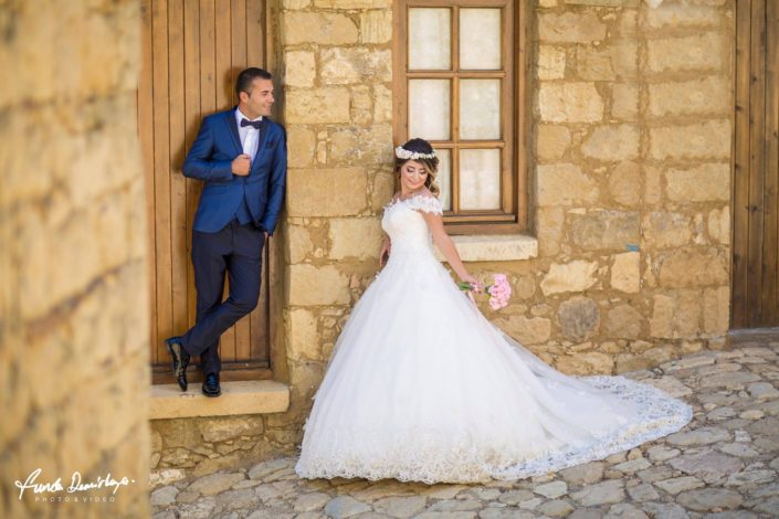 Hacer ve Mehmet Adatepe Küçükkuyu Dış mekan katalog çekimi düğün fotoğrafları